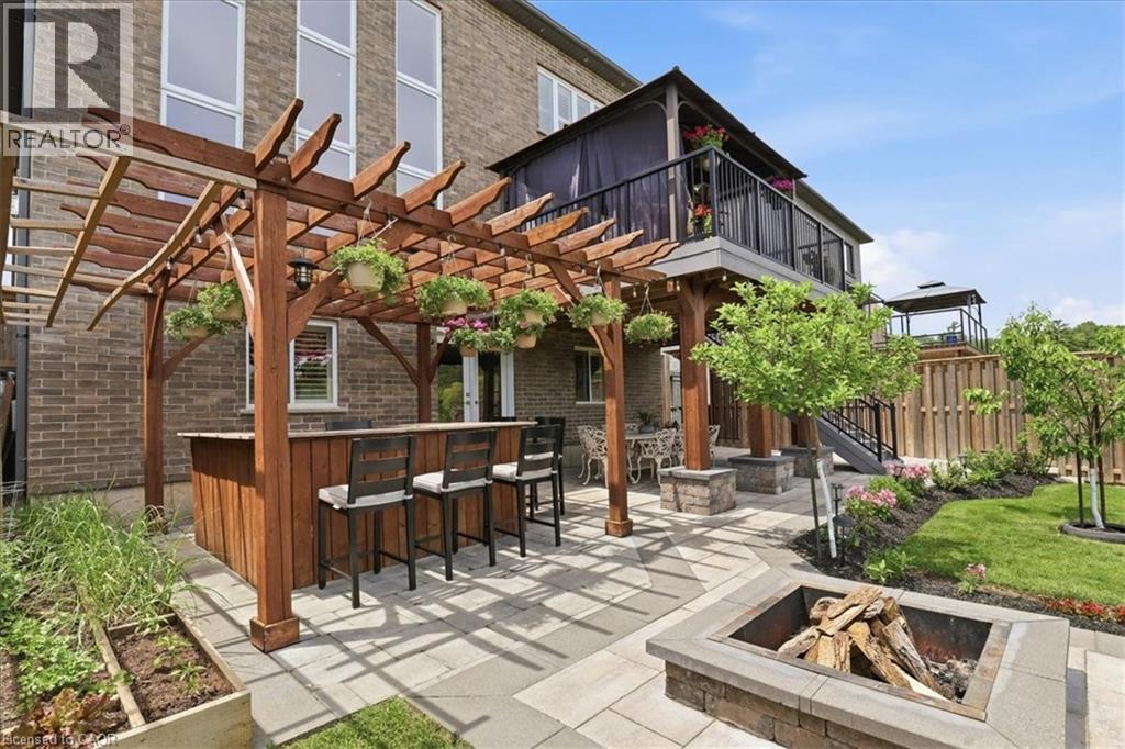 550 BRITTANIA Crescent - 46