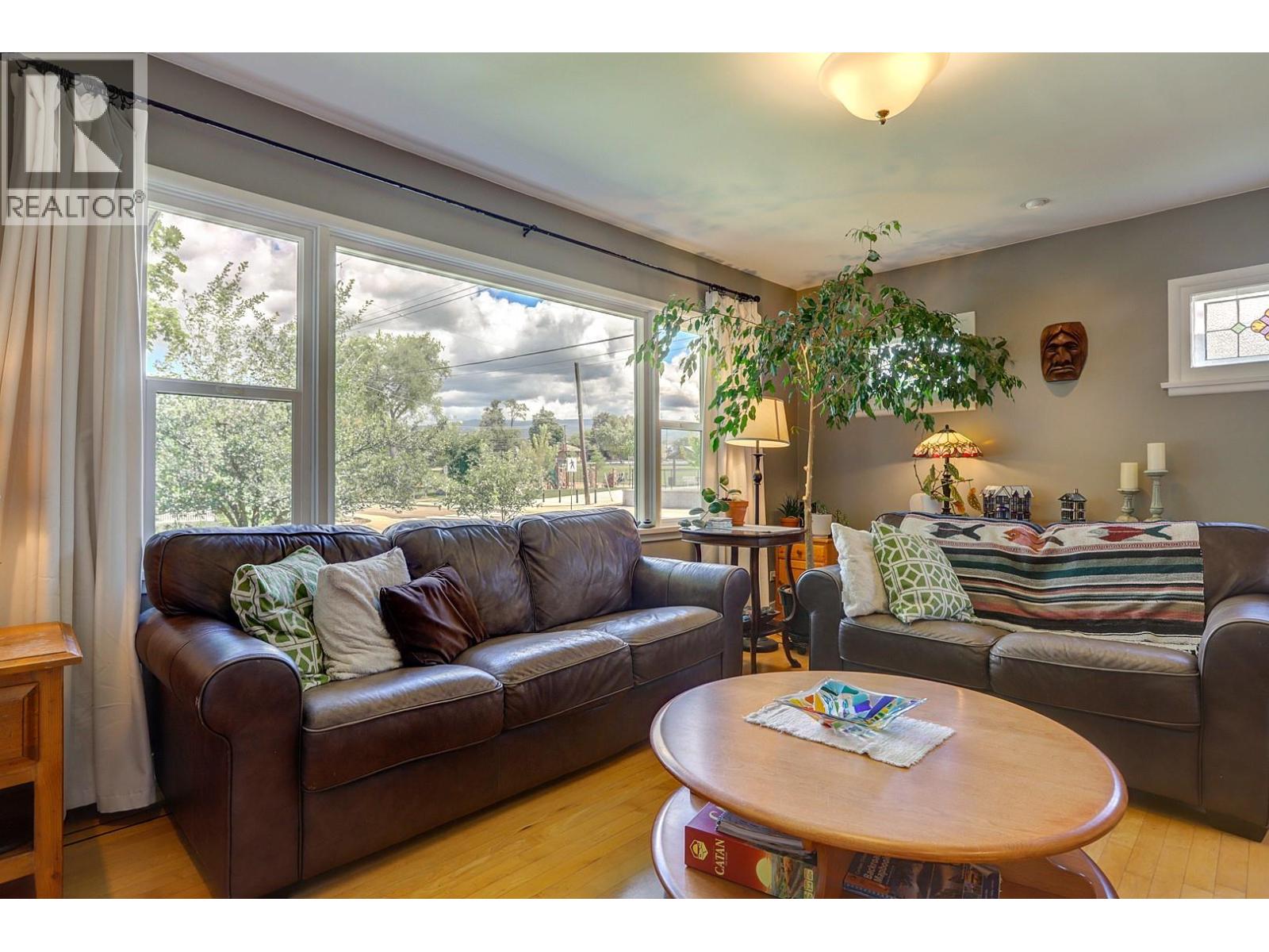 1800 30th Avenue - 11