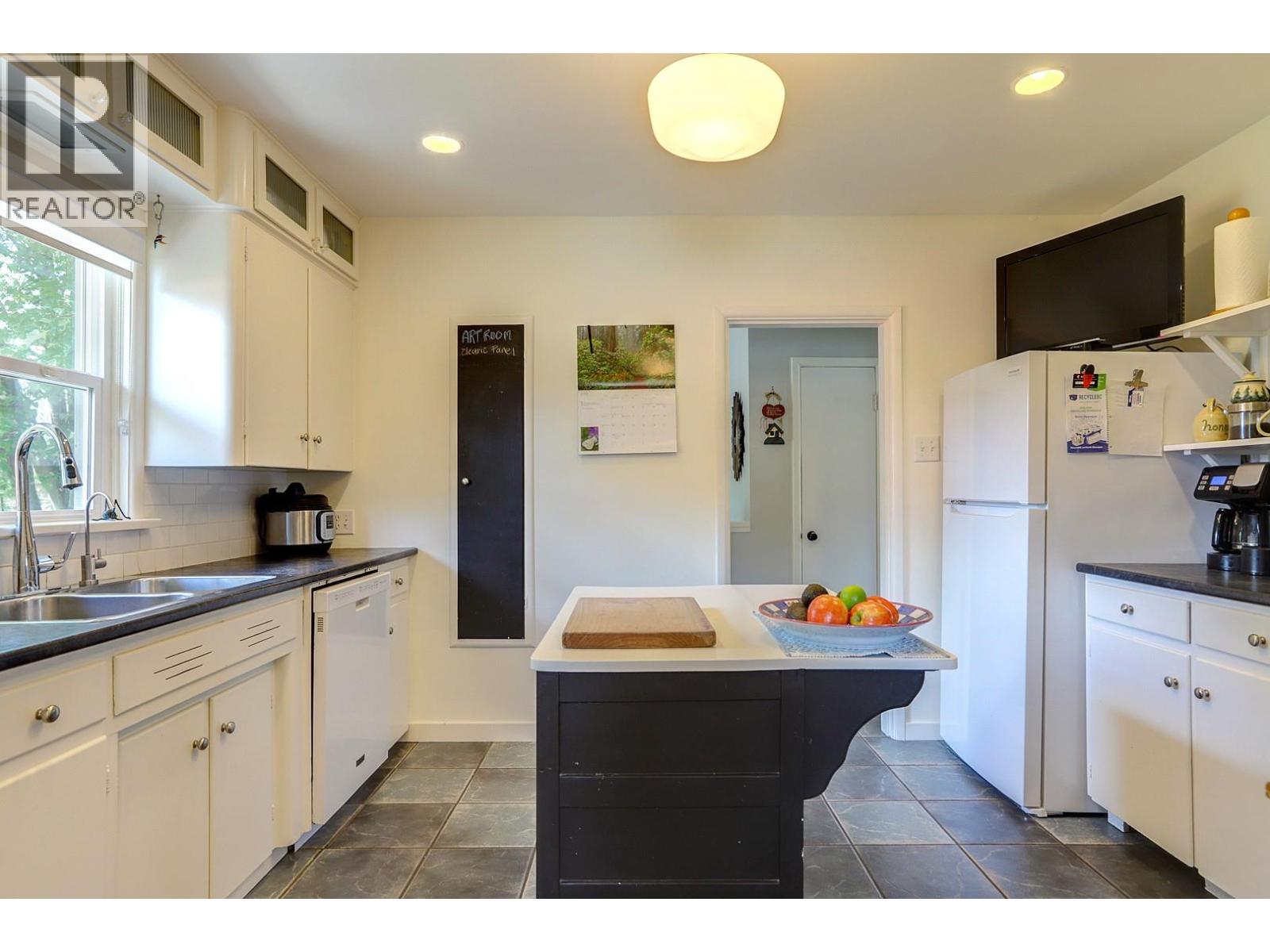 1800 30th Avenue - 21