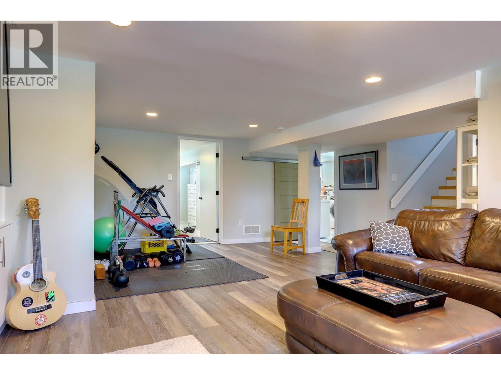 1800 30th Avenue - 38