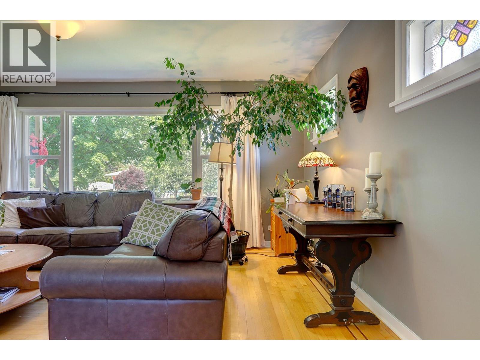 1800 30th Avenue - 14