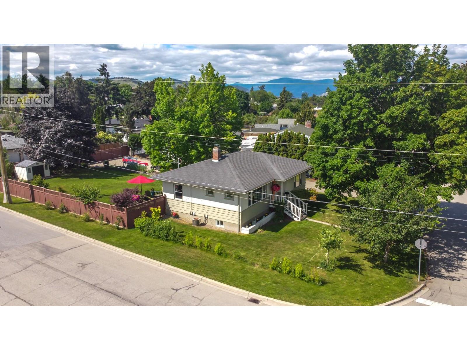 1800 30th Avenue - 89