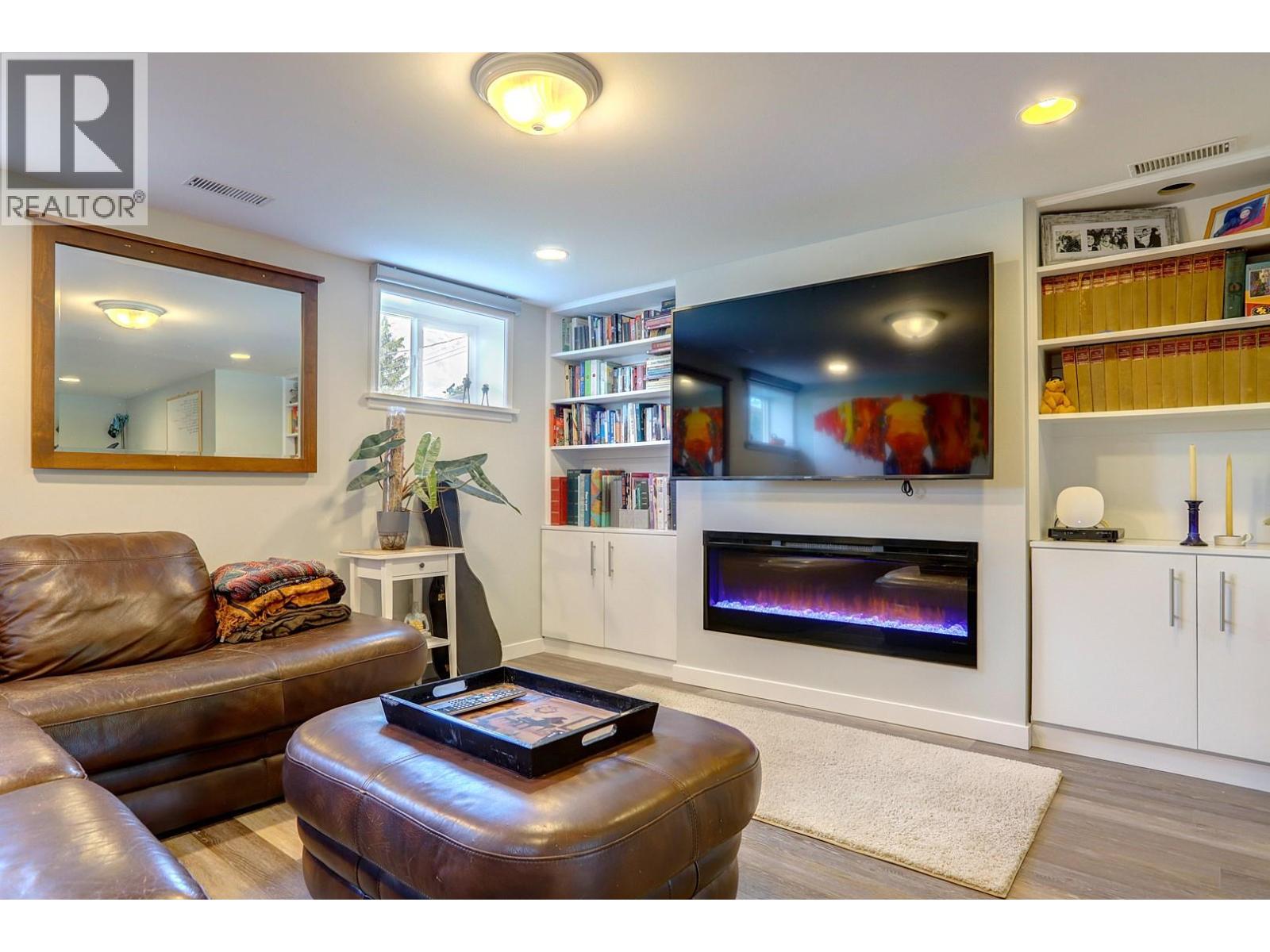 1800 30th Avenue - 37