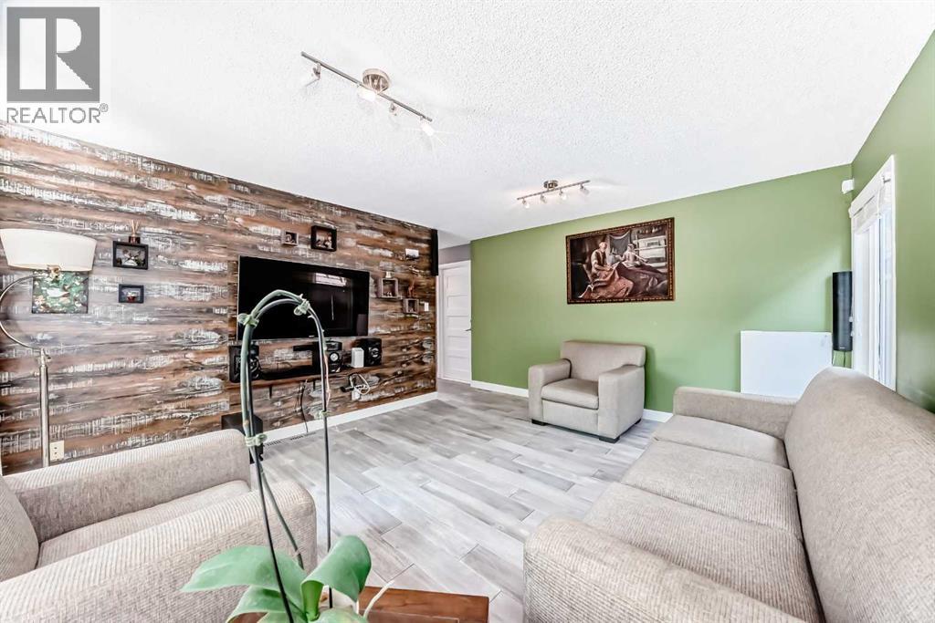 10412 Willowcrest Road SE - 27