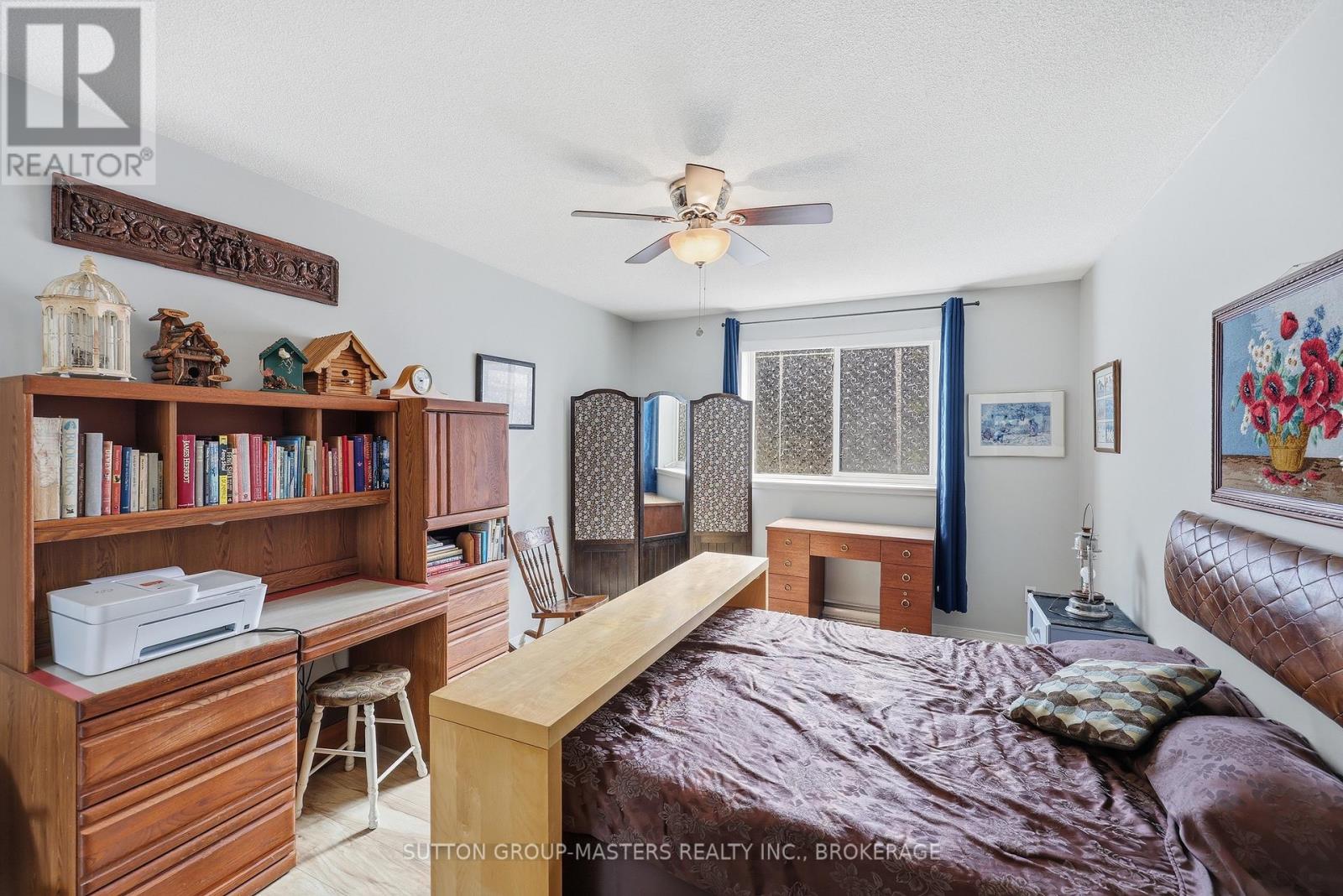 #102 257 BATH ROAD - 36