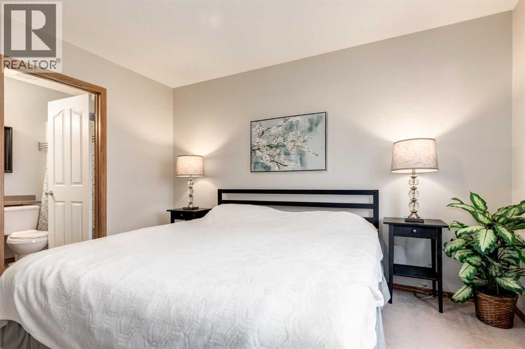 427 Tuscany Ridge Heights NW - 16