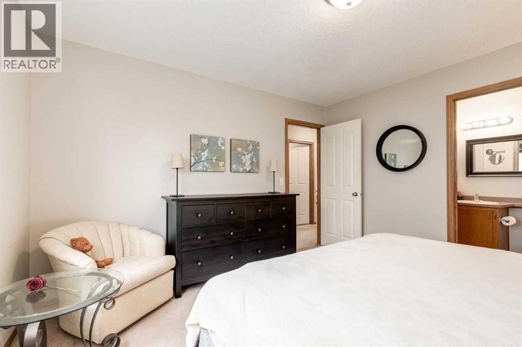 427 Tuscany Ridge Heights NW - 17