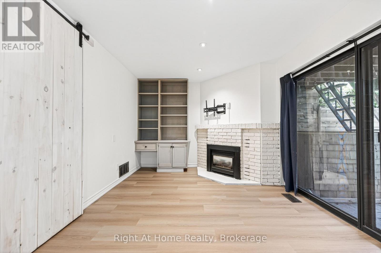 109 BRANT STREET - 11