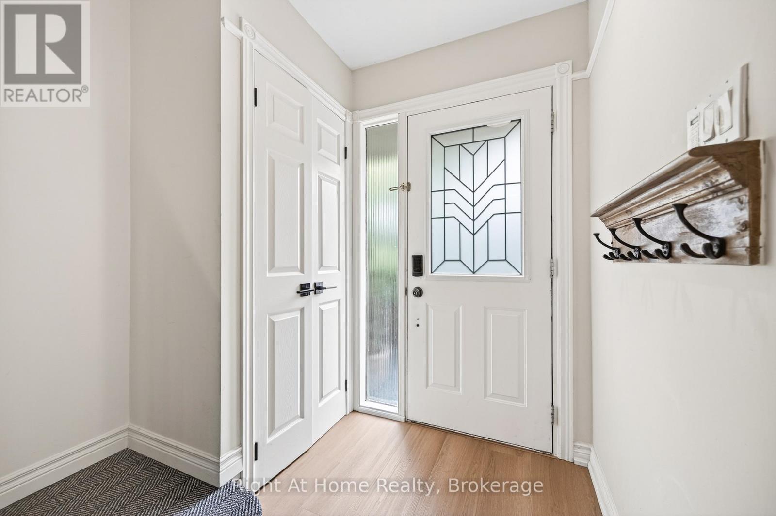 109 BRANT STREET - 4