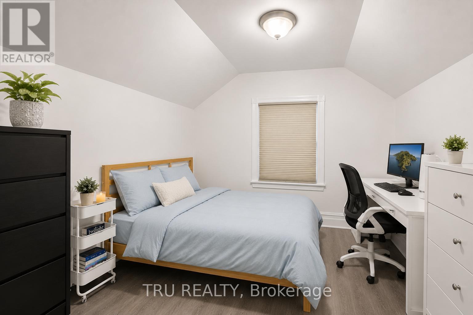 355 CAMBRIDGE STREET N - 13