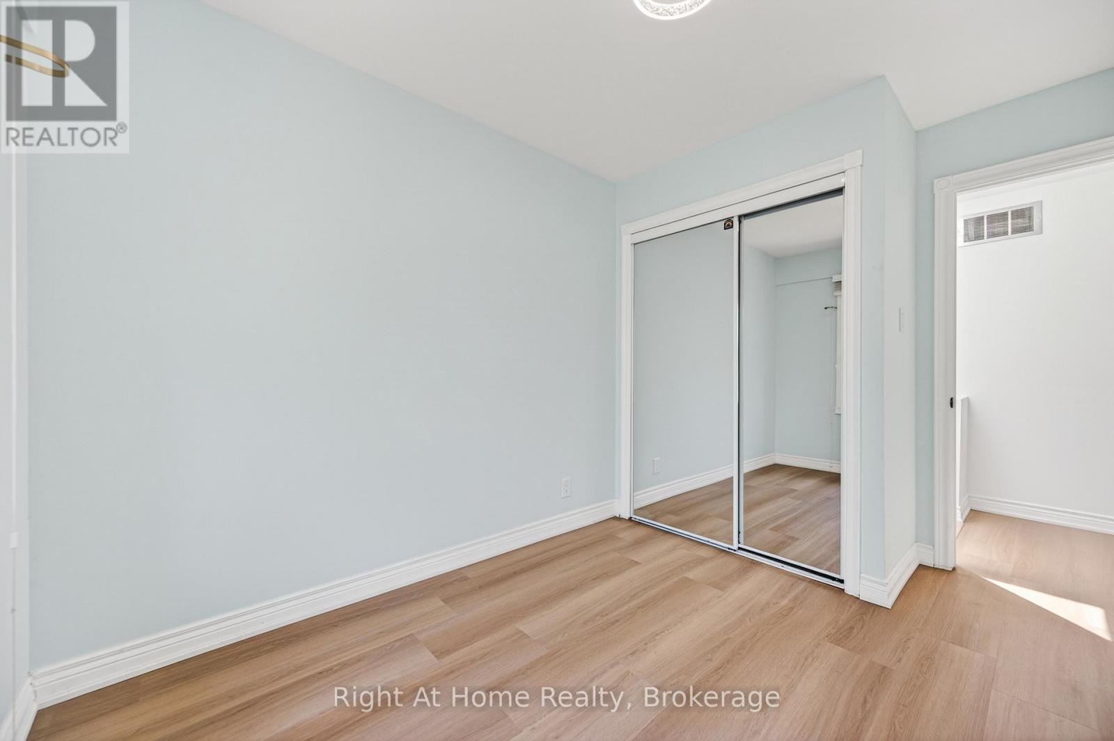 109 BRANT STREET - 41
