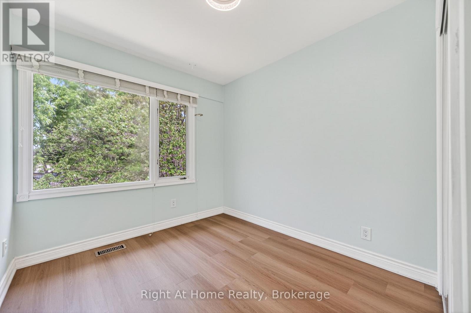 109 BRANT STREET - 42