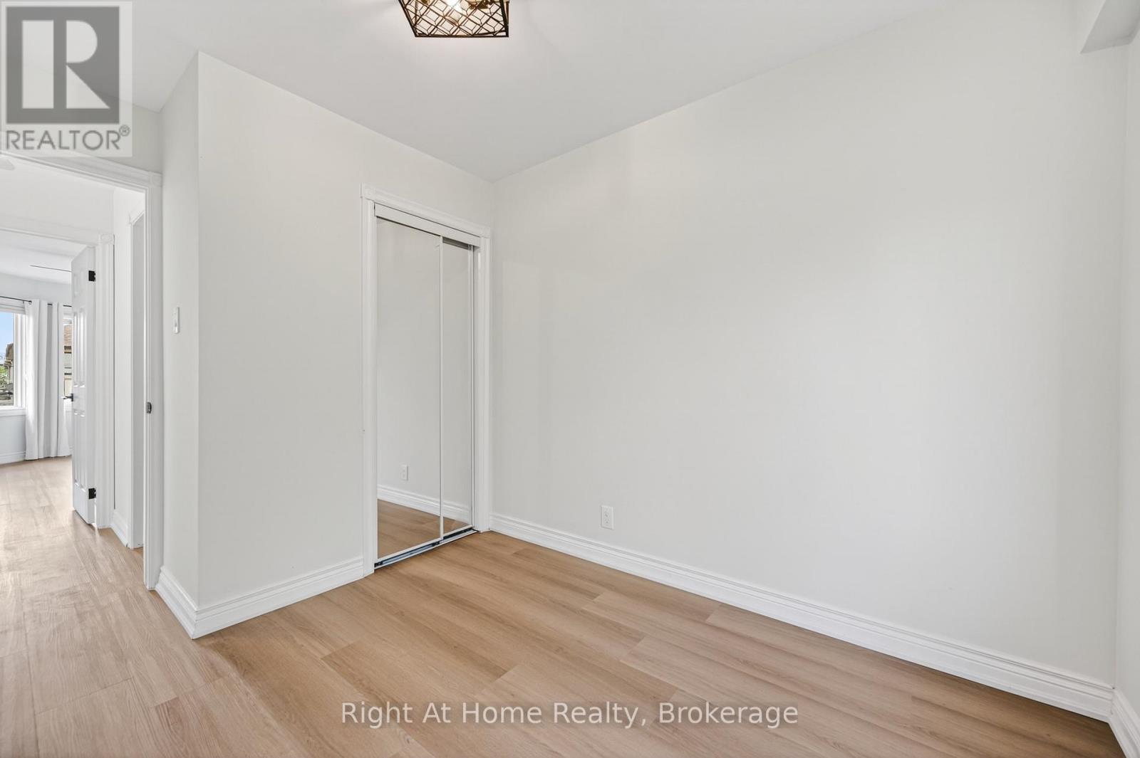 109 BRANT STREET - 39