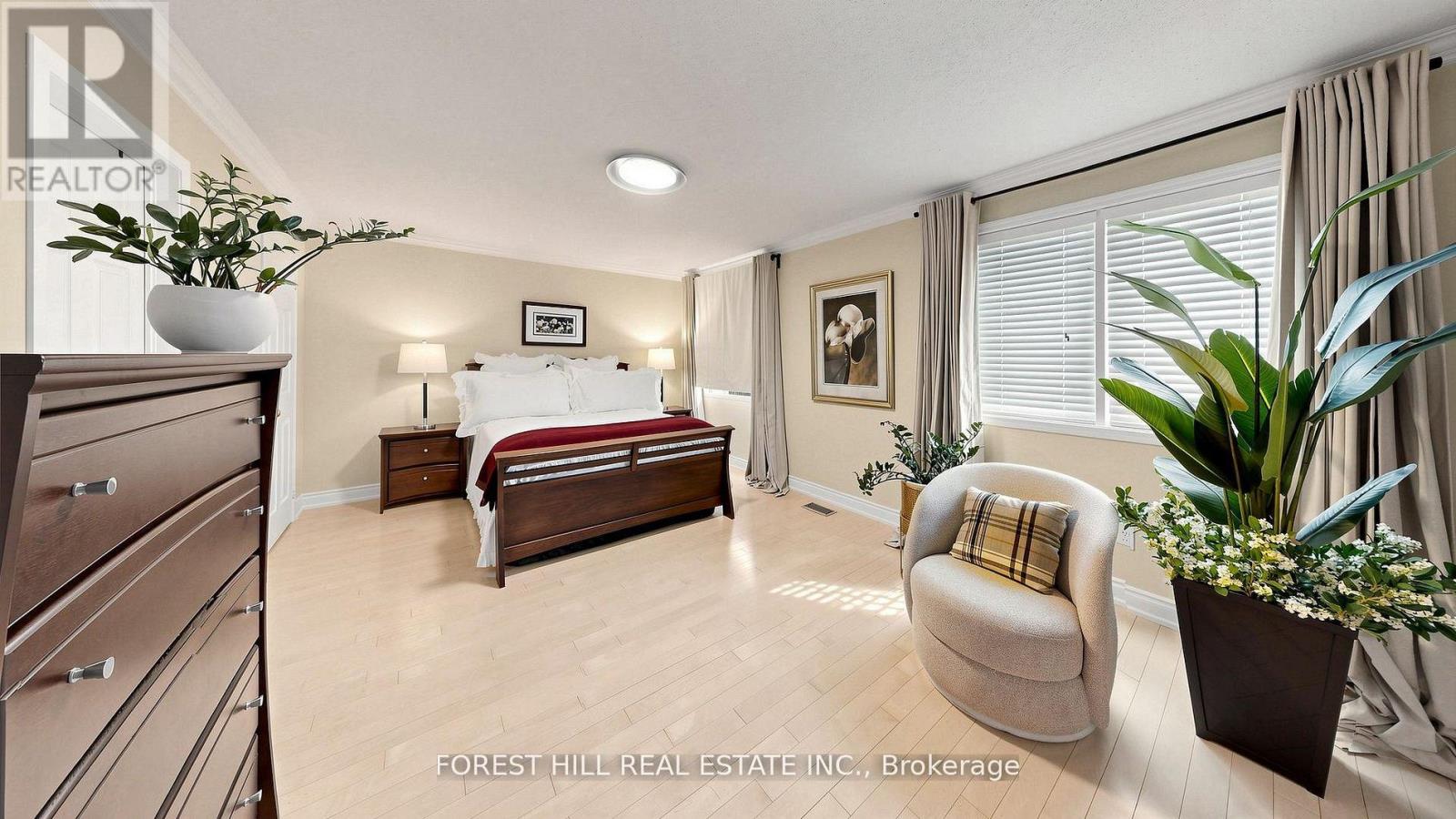 51 WINSTON CASTLE DRIVE - 24
