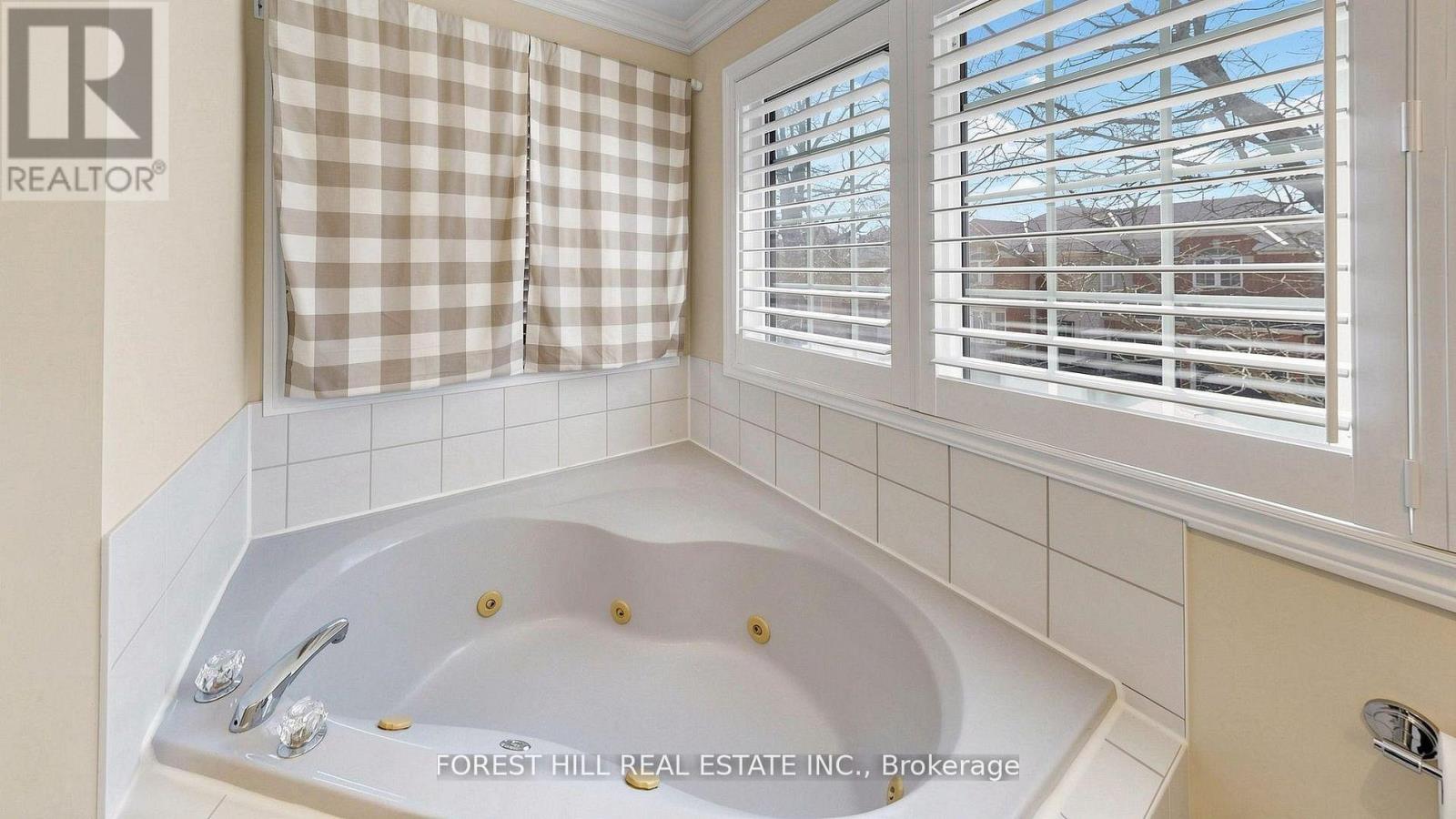 51 WINSTON CASTLE DRIVE - 28