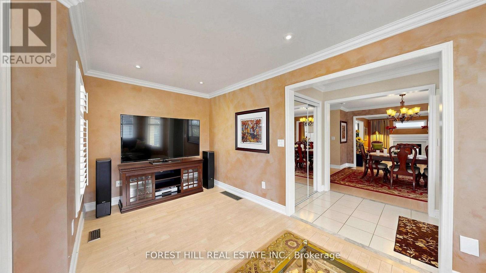 51 WINSTON CASTLE DRIVE - 7