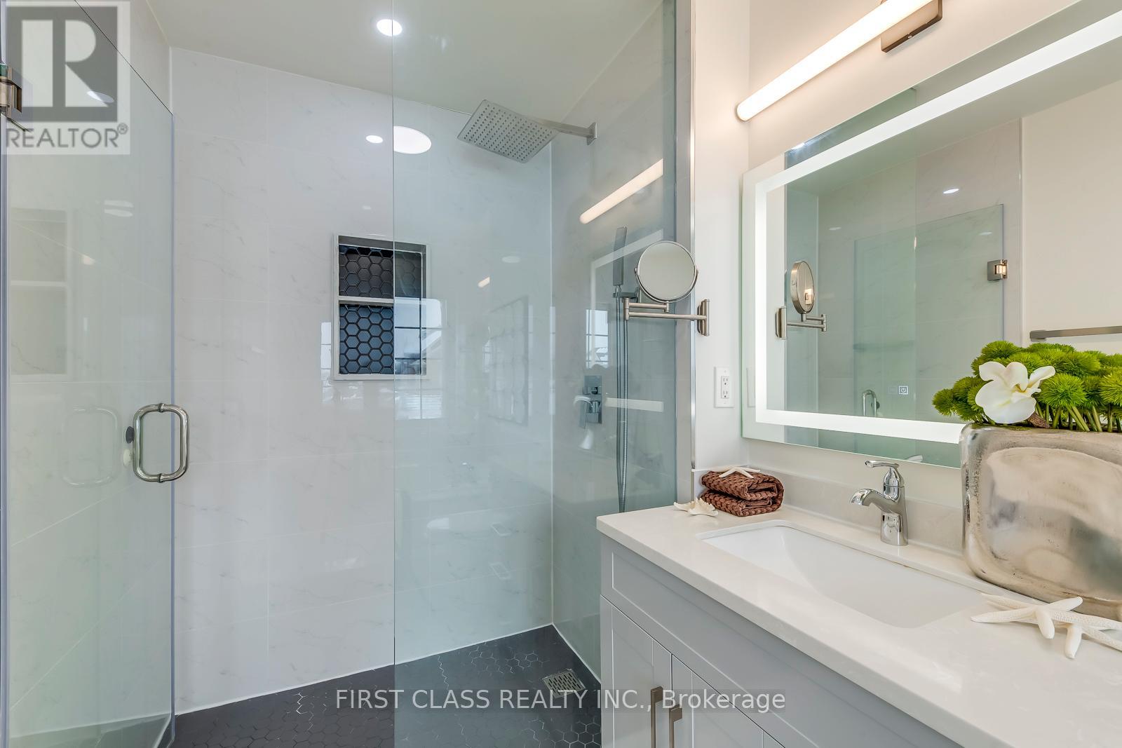 2987 BUR OAK AVENUE - 37