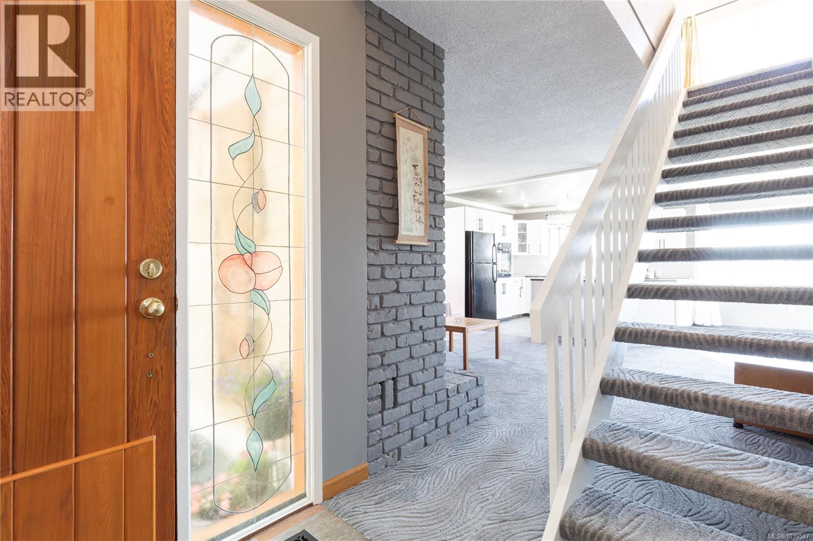 1599 Knight Court Rd - Image 3