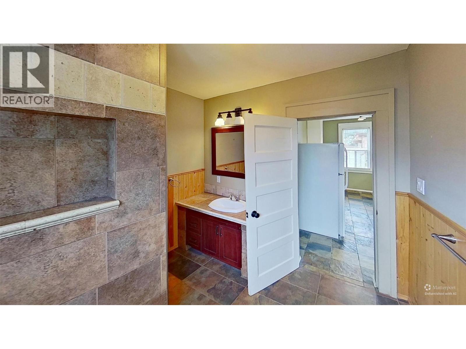 265 Buchanan Street - 17