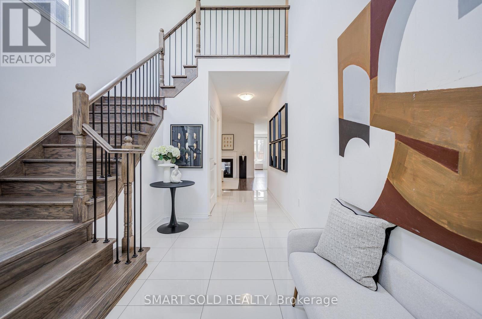 15 FOREST EDGE CRESCENT - 8
