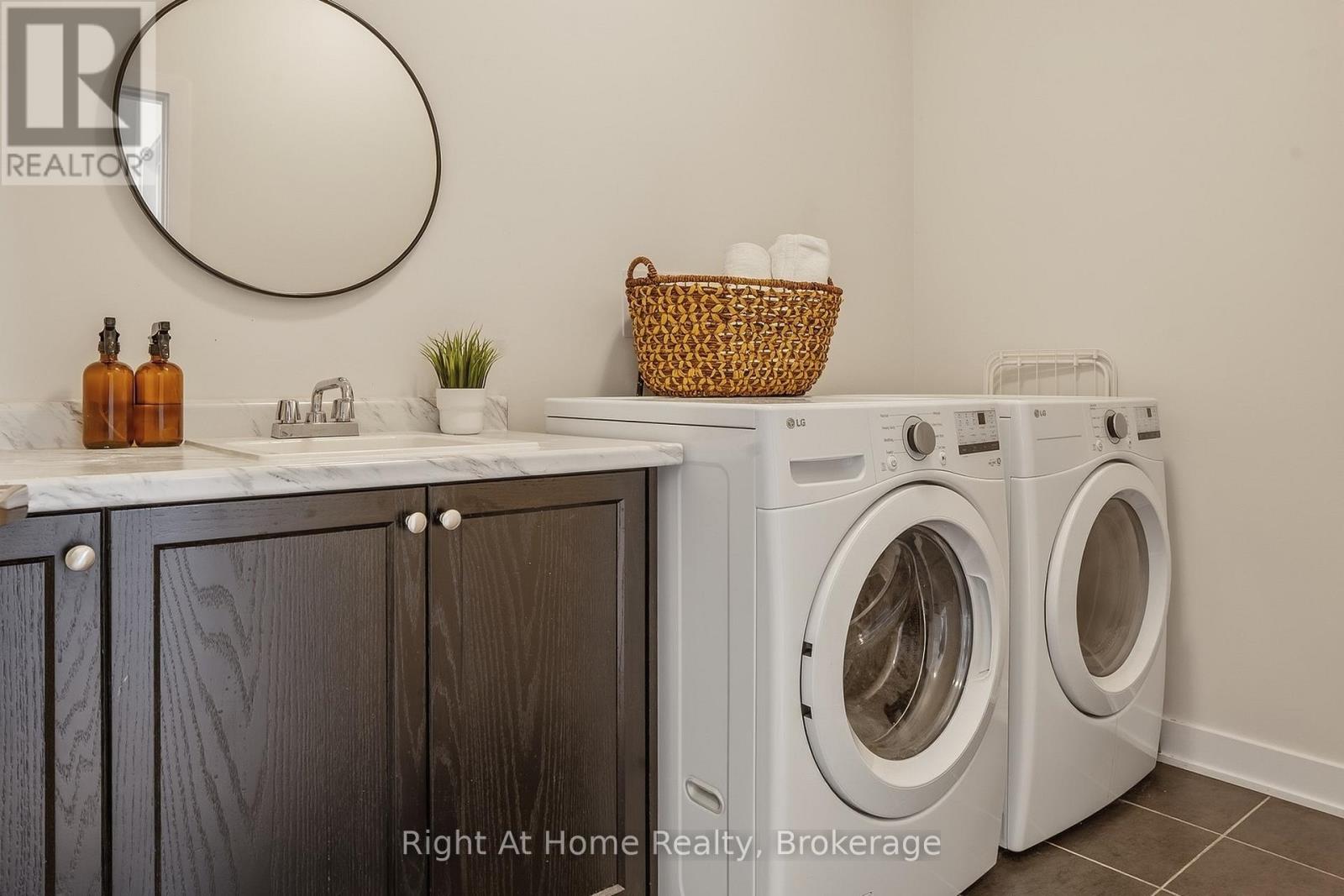 2324 VERNE BOWEN STREET - 37
