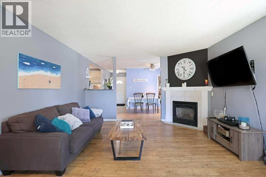 320 3 Street W - photo 4