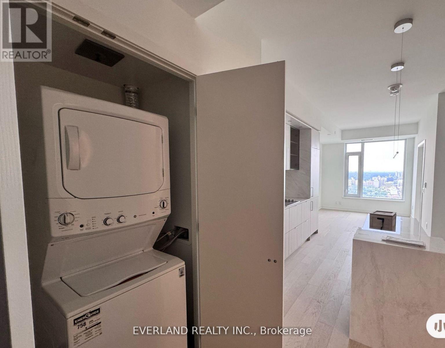 #4803 11 YORKVILLE AVENUE - 10