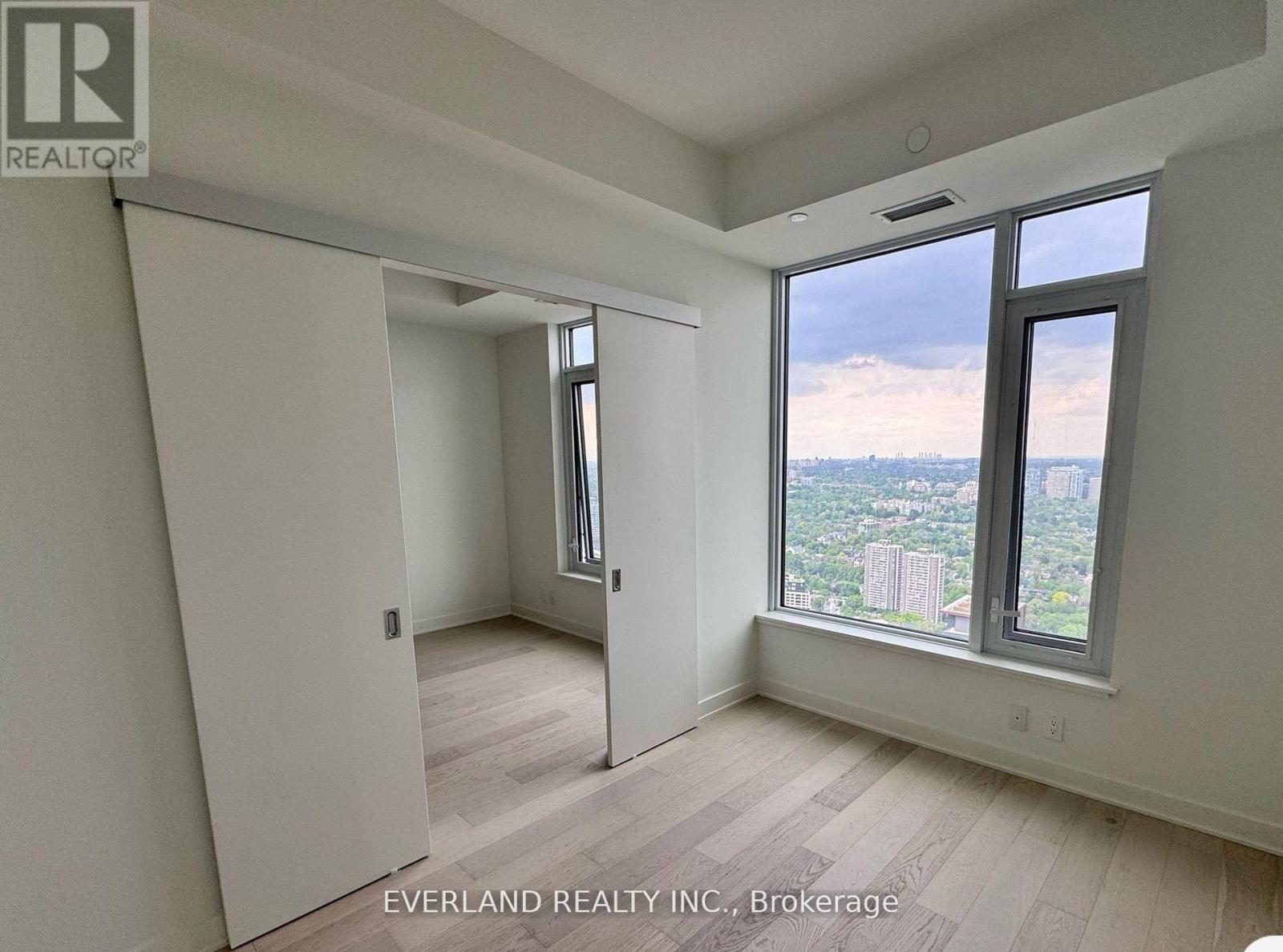 #4803 11 YORKVILLE AVENUE - 8