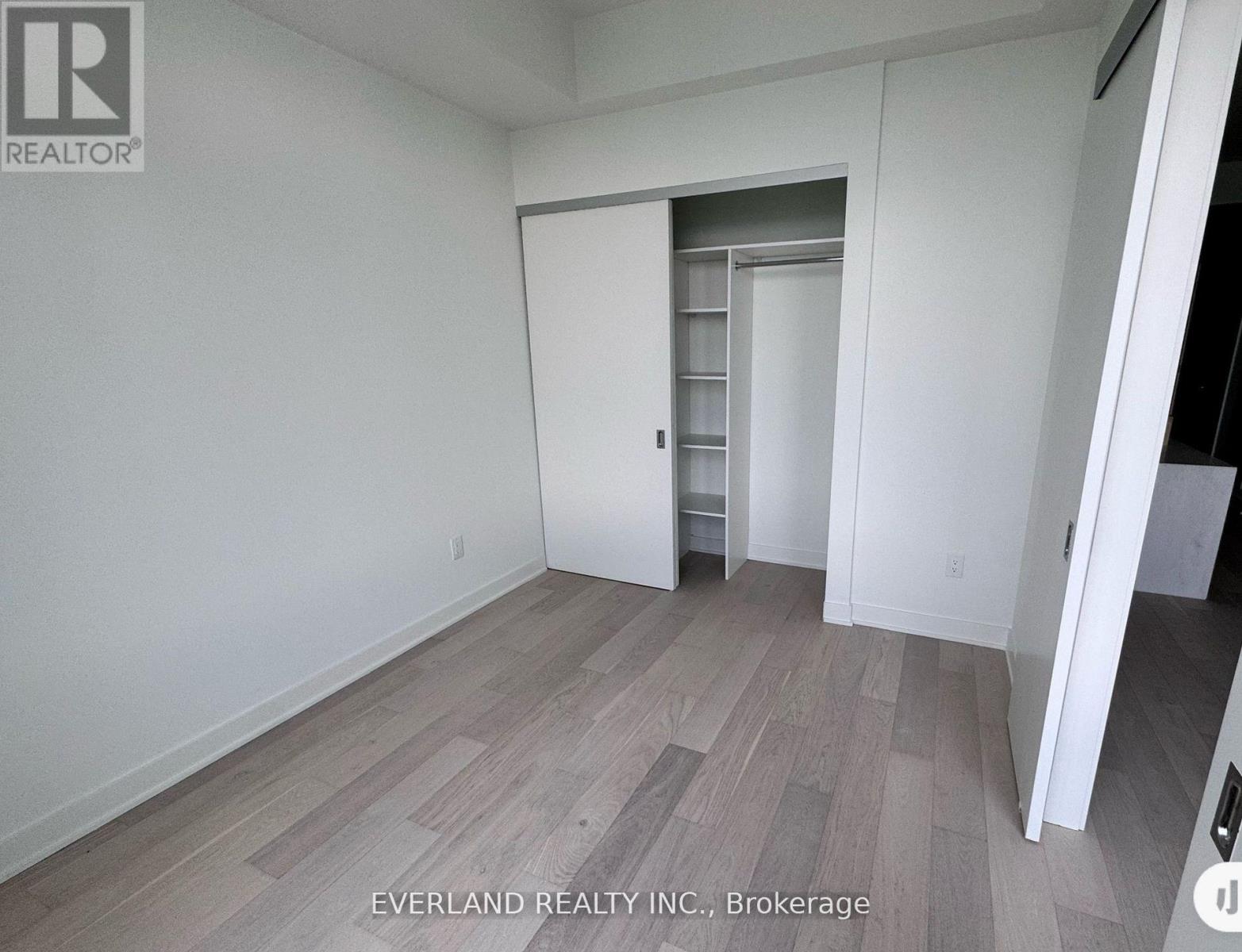 #4803 11 YORKVILLE AVENUE - 9