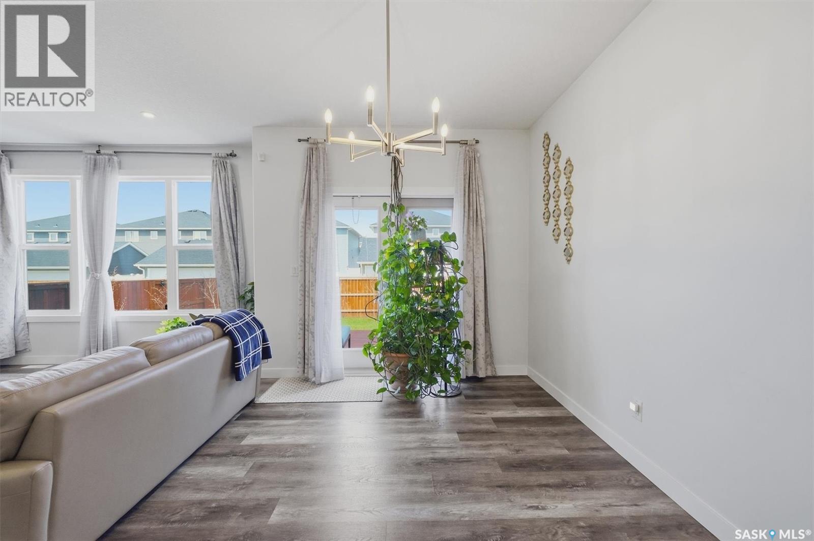 259 Skopik CRESCENT - 19