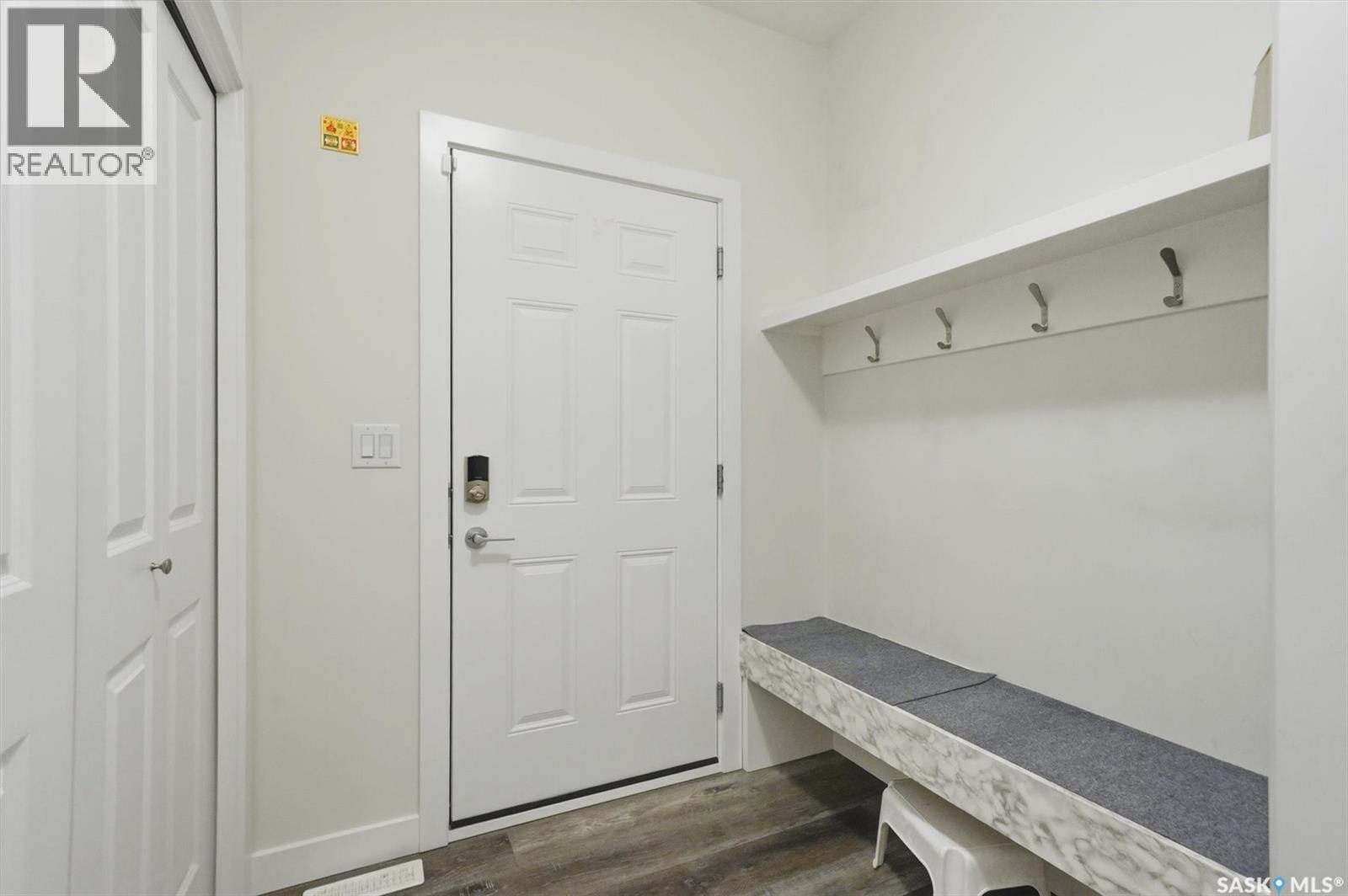 259 Skopik CRESCENT - 21