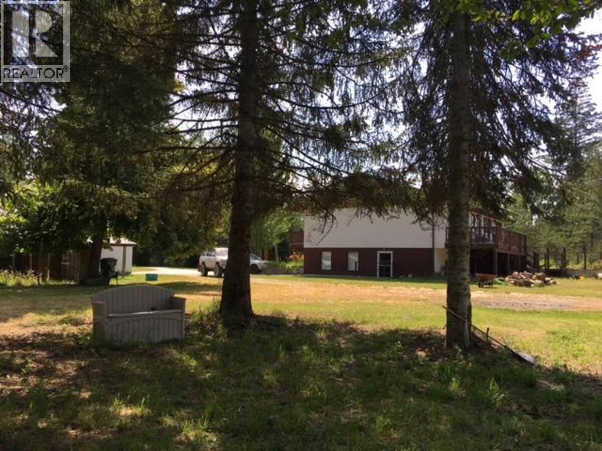 4856 32 Street - Image 3