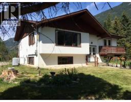 4856 32 Street, Canyon, BC V0B1C1 Photo 26
