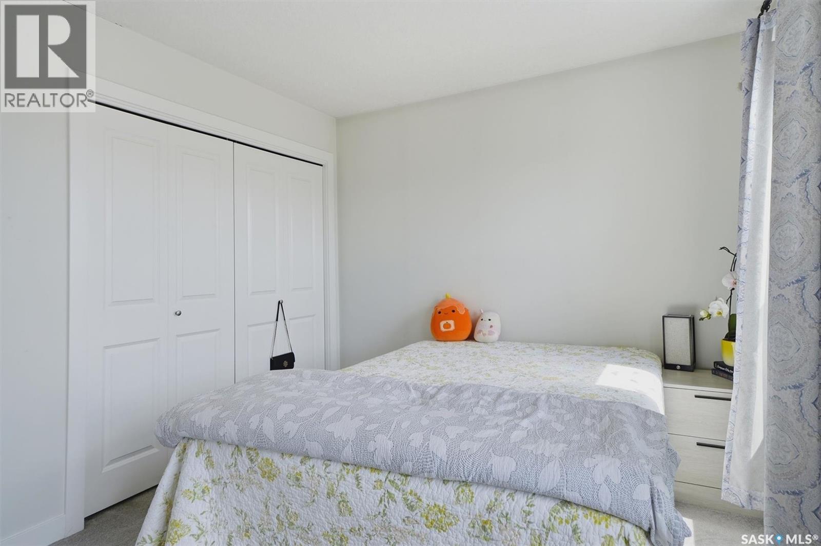 259 Skopik CRESCENT - 35