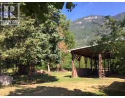 4856 32 Street, Canyon, BC V0B1C1 Photo 38