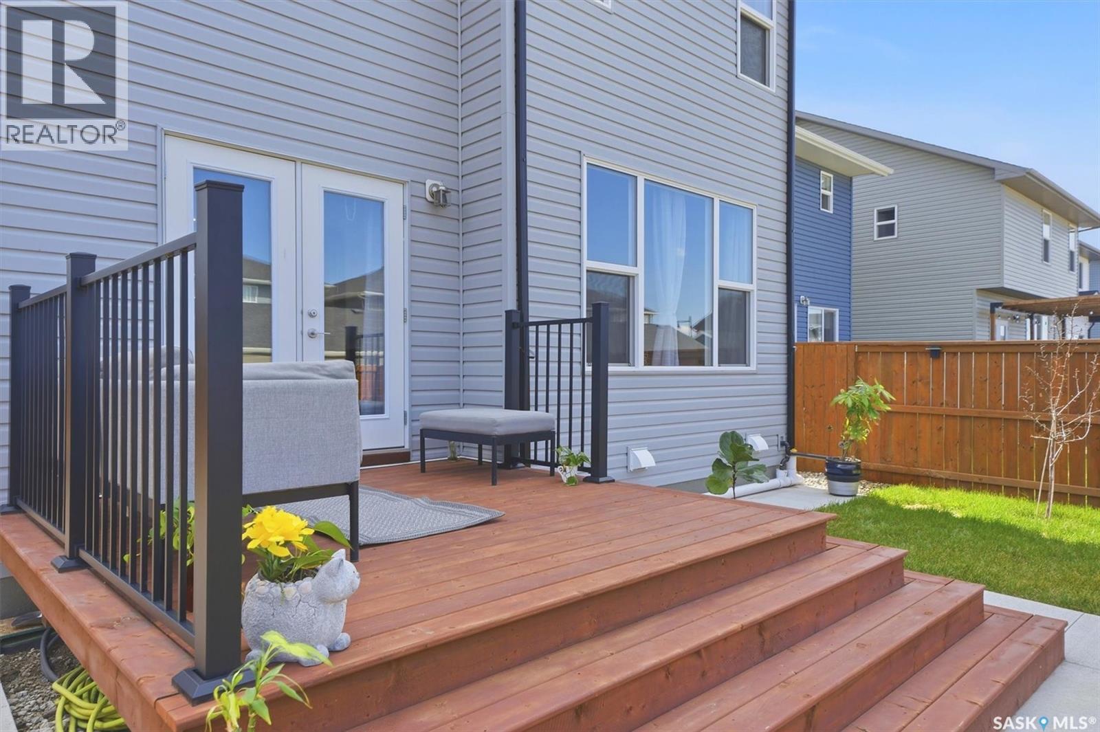 259 Skopik CRESCENT - 52
