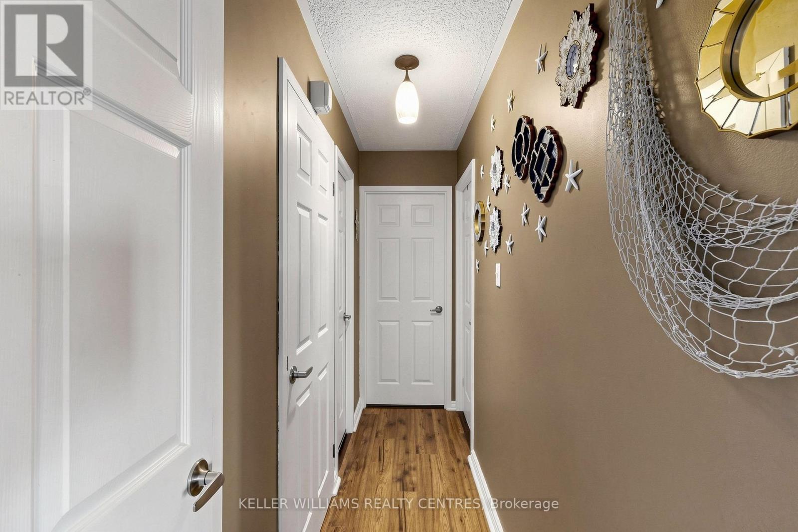 #304 131 TAUNTON ROAD E - 12