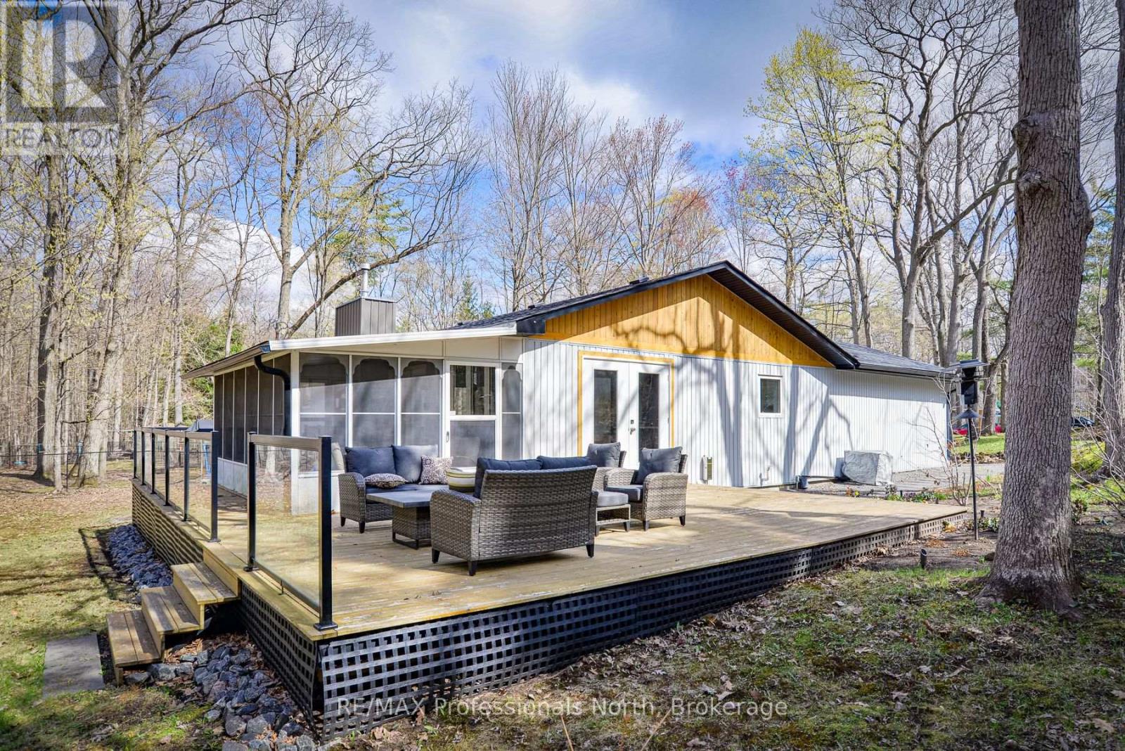 225 BLANCHARD STREET W - 25