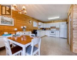 7607 North Point Road, 100 Mile House, BC V0K1X1 Photo 16