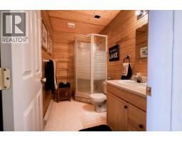 7607 North Point Road, 100 Mile House, BC V0K1X1 Photo 18