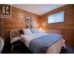 7607 North Point Road, 100 Mile House, BC V0K1X1 Photo 21