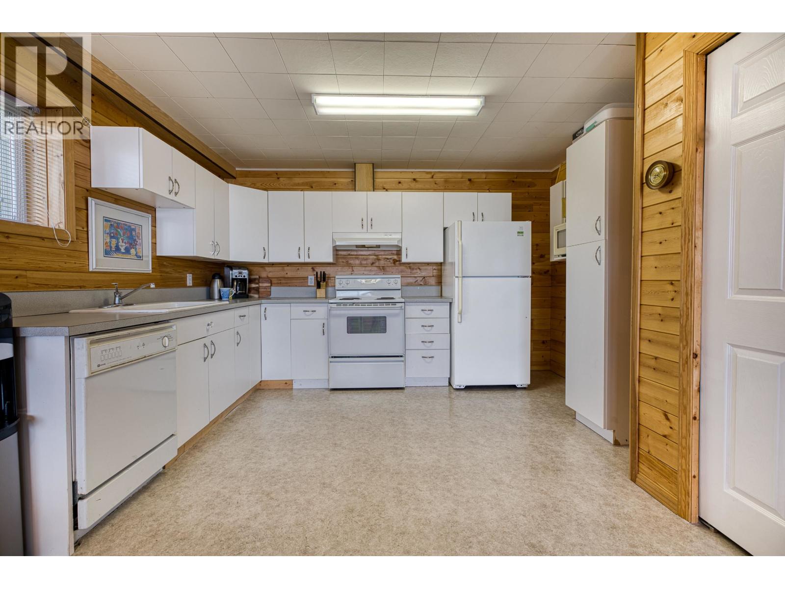7607 NORTH POINT ROAD - 17
