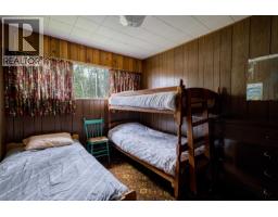 7607 North Point Road, 100 Mile House, BC V0K1X1 Photo 32