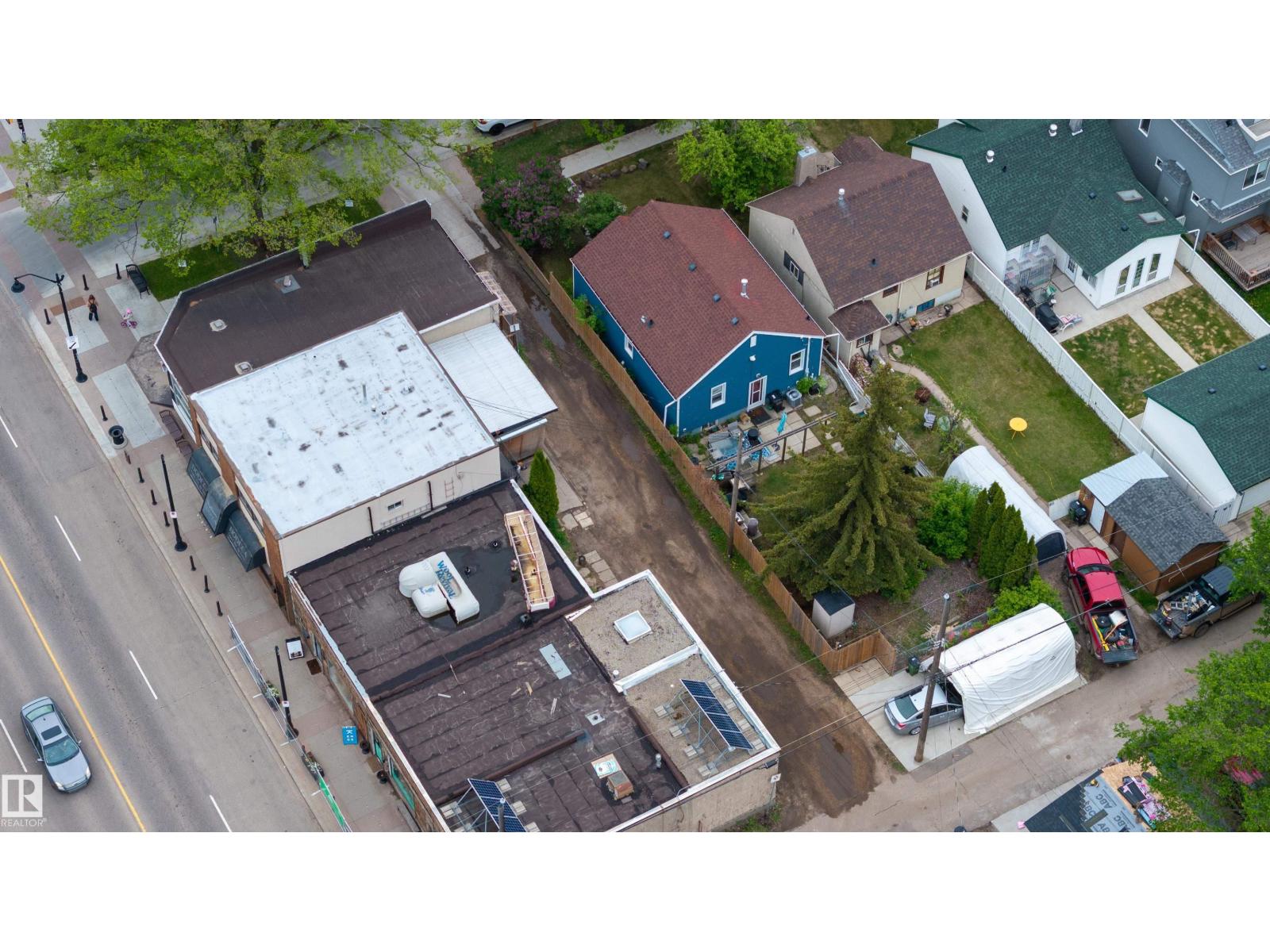 11158 65 ST NW - 2
