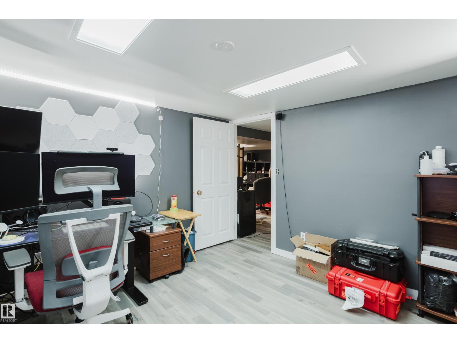 11158 65 ST NW - 35
