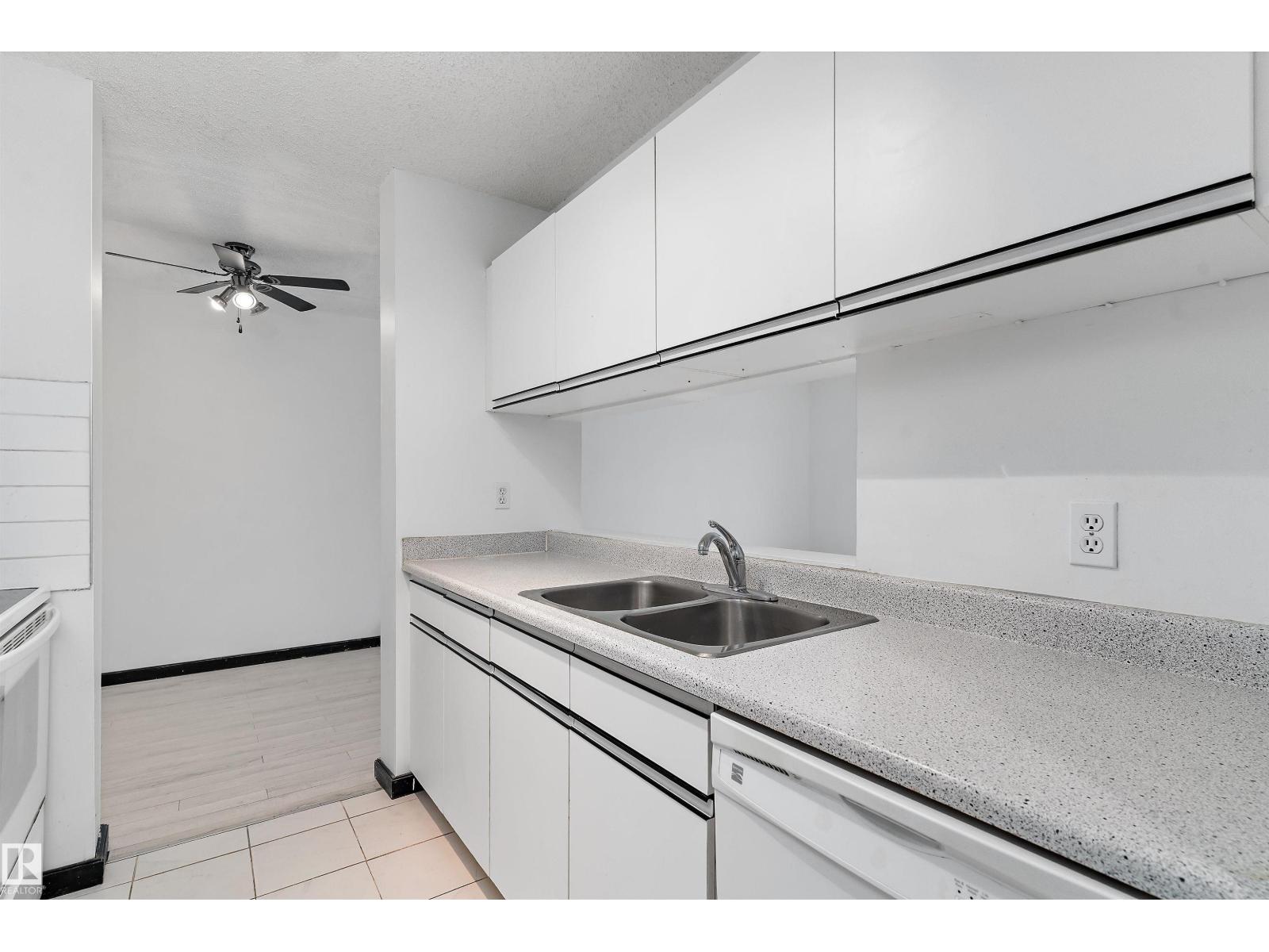 #420 6720 158 AV NW - 9