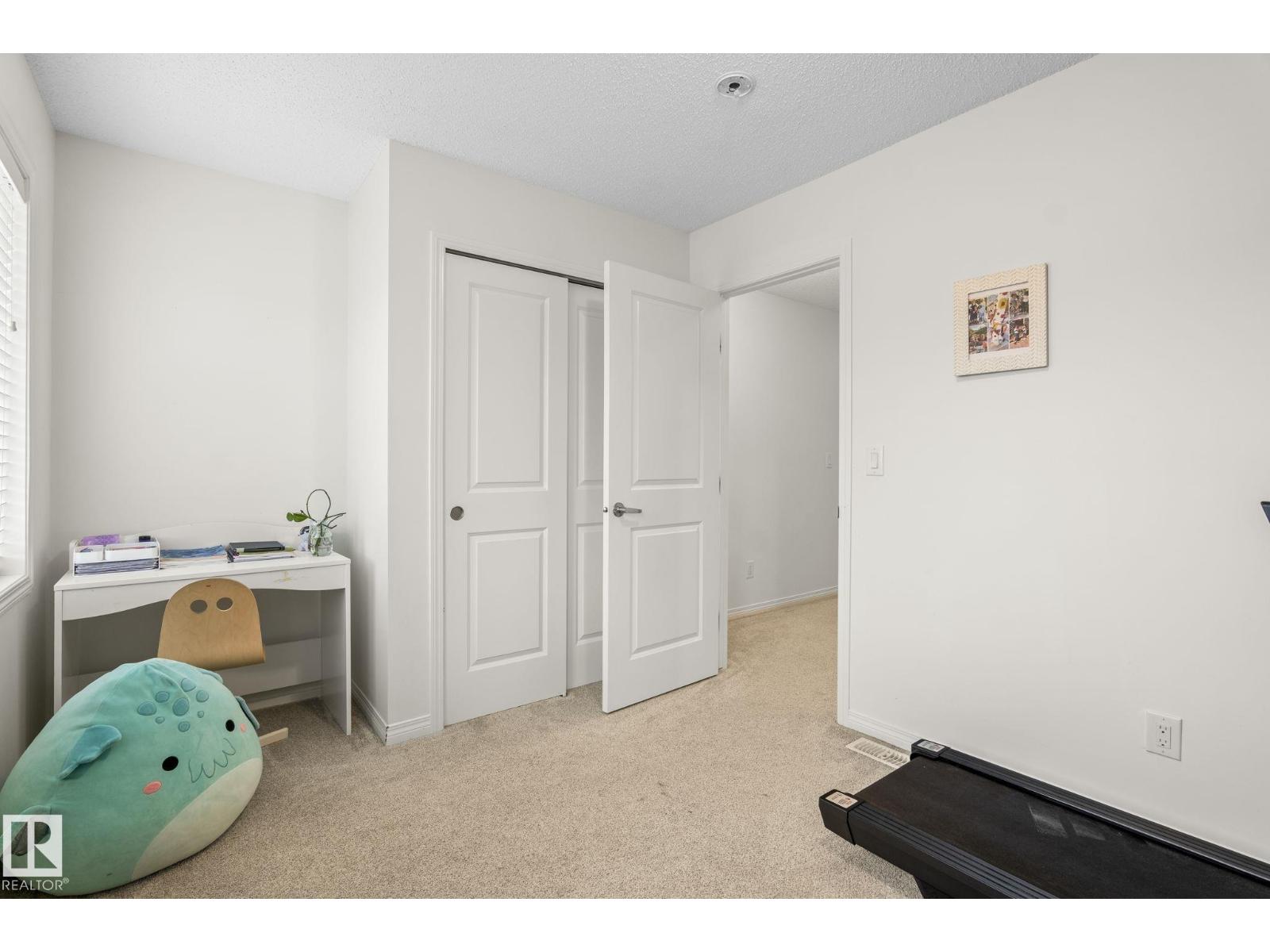 20227 17Ave NW - 22