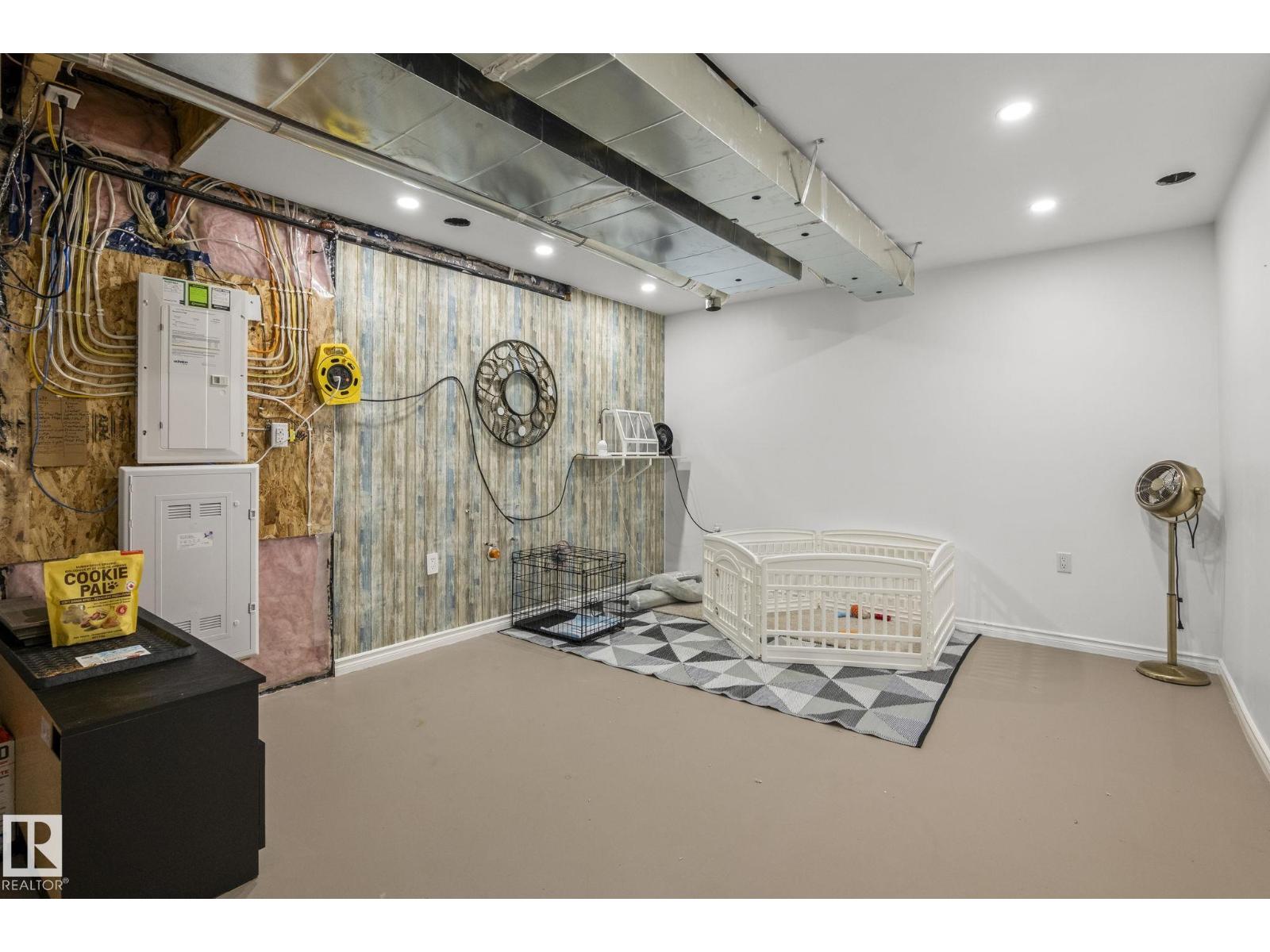20227 17Ave NW - 23