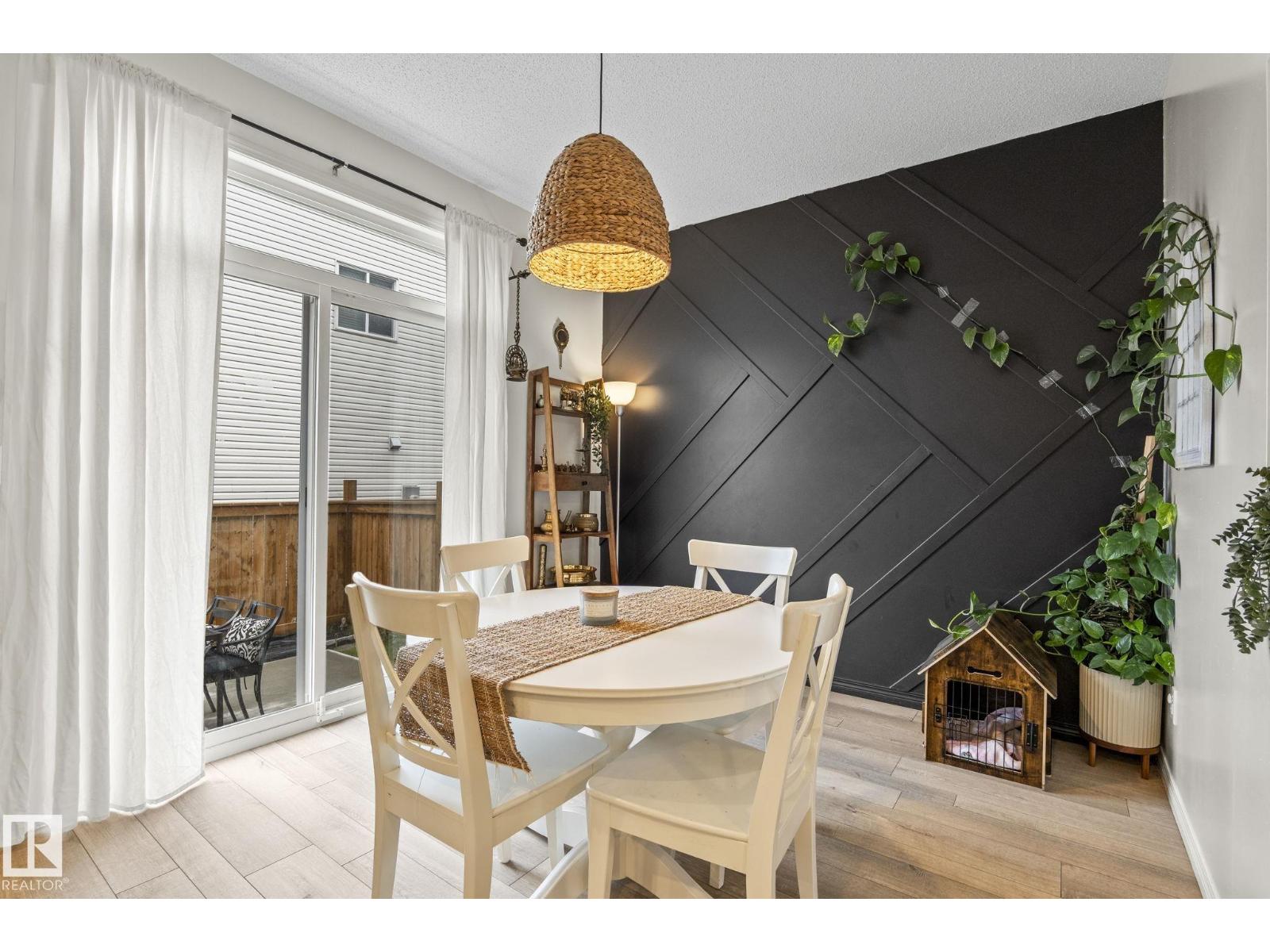 20227 17Ave NW - 8