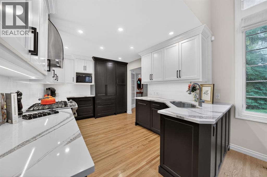 3124 Vercheres Street SW - 14